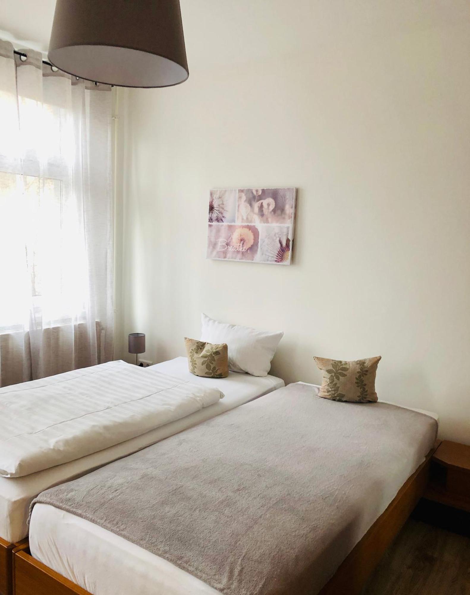 Dein Gutshof Hotel & Ferienwohnungen Görlitz Quarto foto